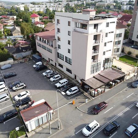 Hotel City Tulcea Eksteriør bilde