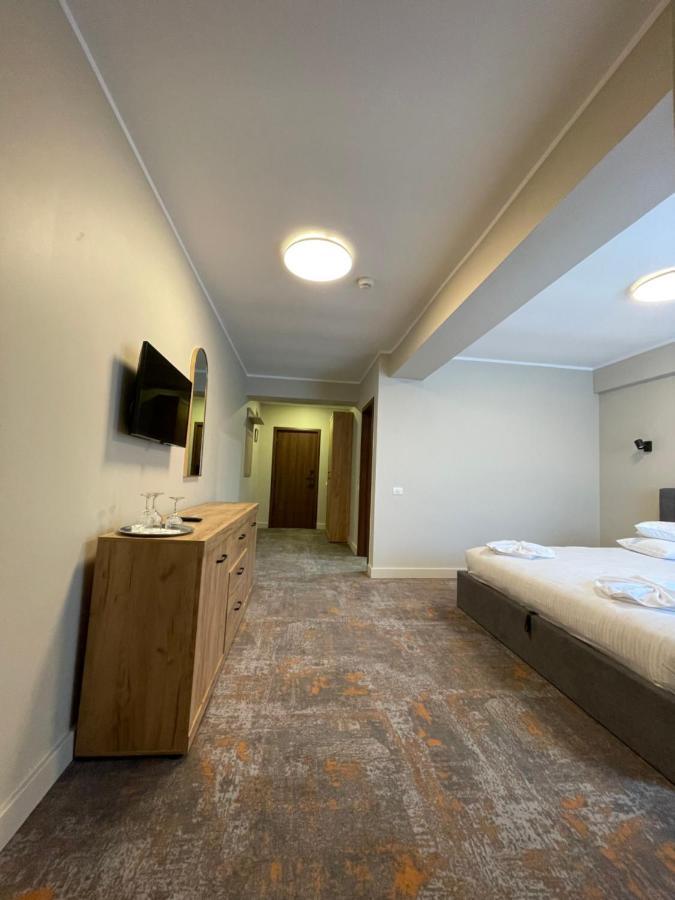 Hotel City Tulcea Eksteriør bilde