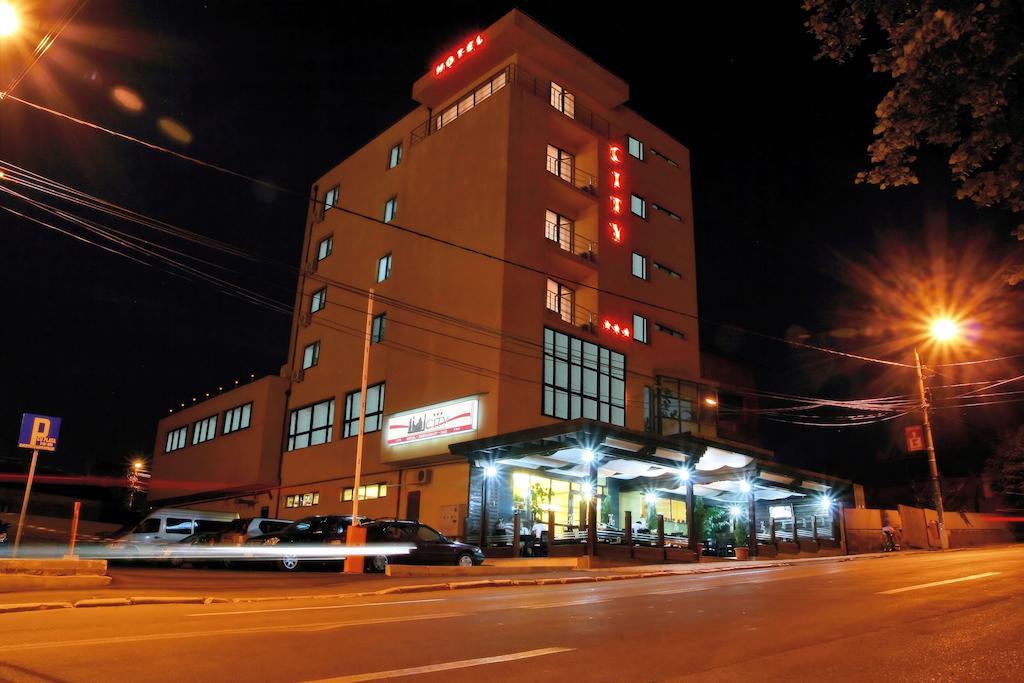 Hotel City Tulcea Eksteriør bilde
